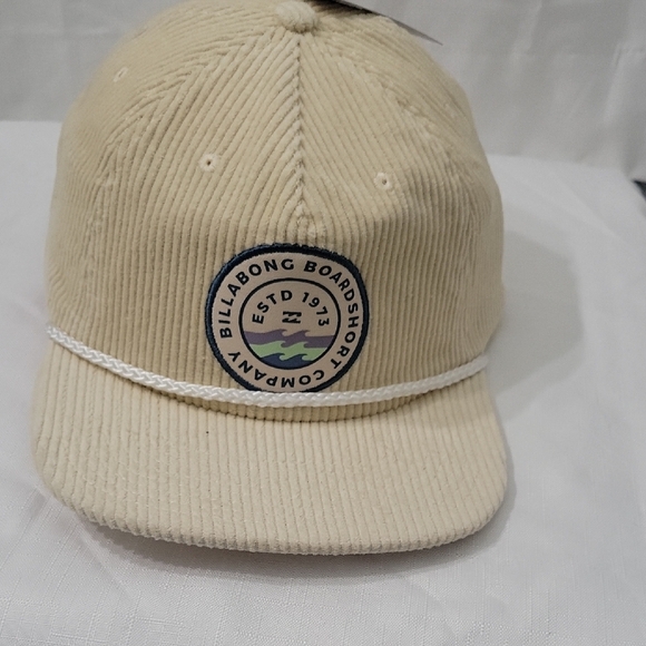 Billabong Beige Corduroy Men's Hat - Picture 1 of 7